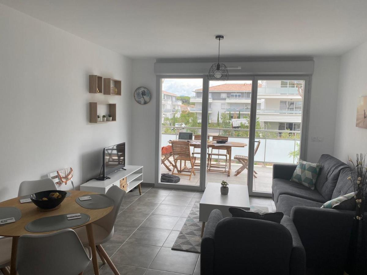 Appartement Neuf Moderne Avec Piscine Puget-sur Argens Ngoại thất bức ảnh