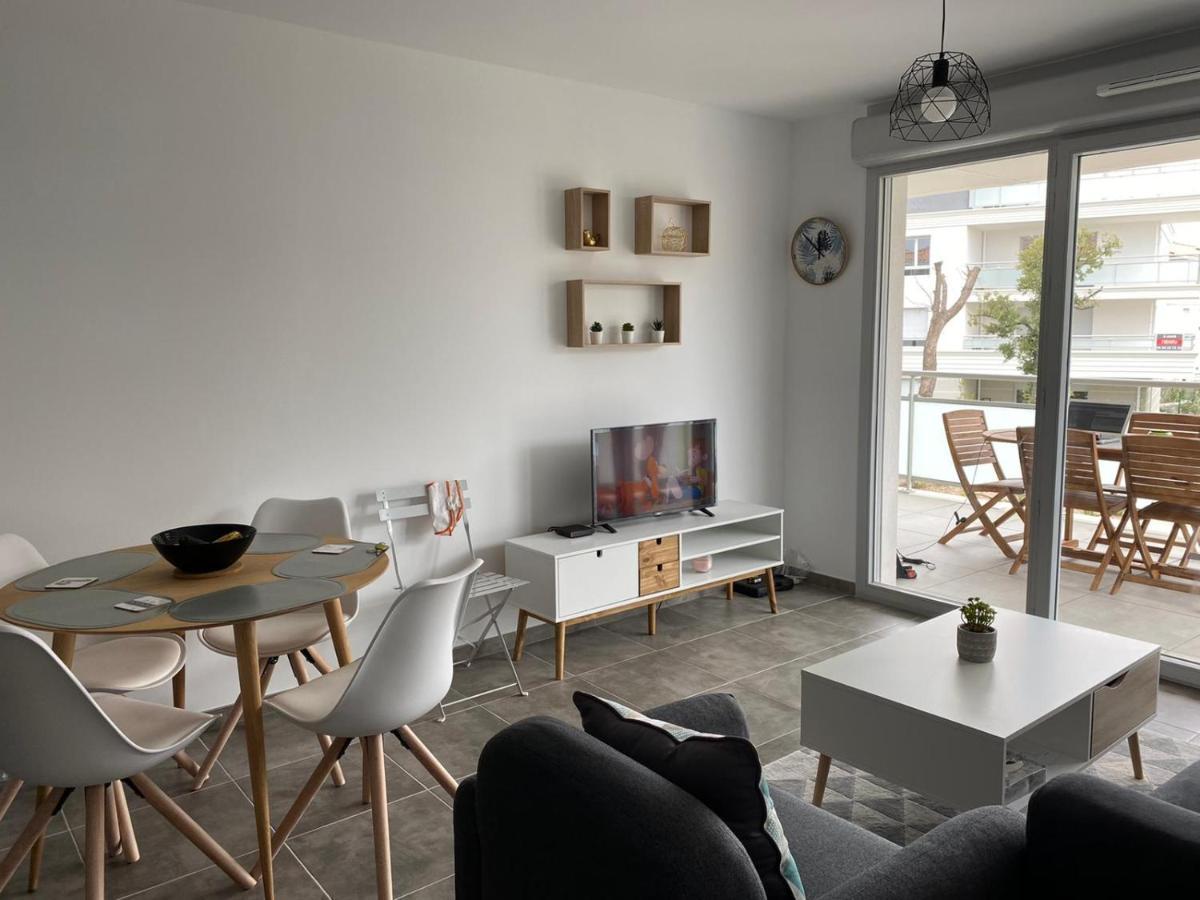 Appartement Neuf Moderne Avec Piscine Puget-sur Argens Ngoại thất bức ảnh